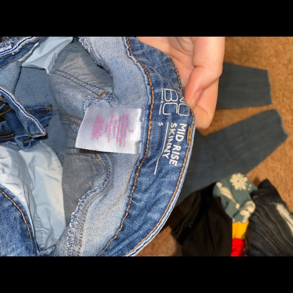 Jeans - Picture 2 of 2